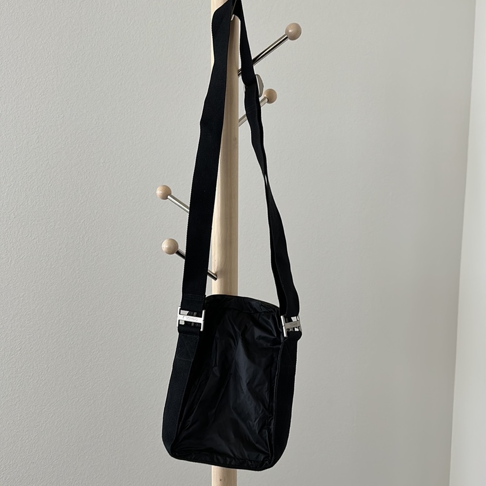 LeSportSac black nylon crossbody bag - Picture 3 of 10